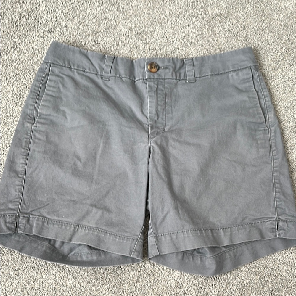 Gray Women's Shorts Old Navy Size 4